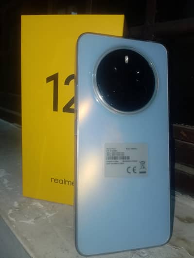 realme 12 10/10 8/256 complete box