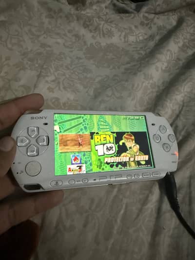PSP 3000 handheld Games Installed