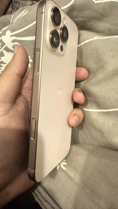 Iphone 16 pro max jv