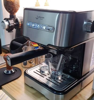 Noon East 15 Bar Espresso Machine - with Milk Frother and Box