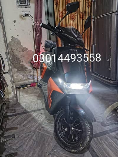 bilkul new EVEZ electric scooty A+ condition