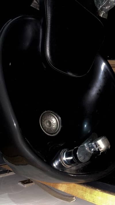 Complete Brand New Imported Salon Furniture – Only 1 Month Used