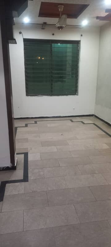 3 marla duble story house for rent