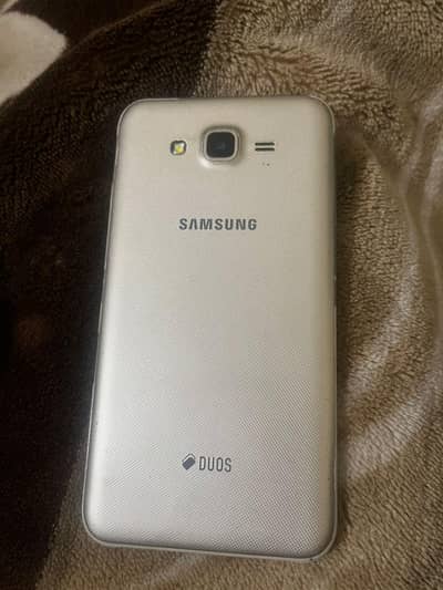 All ok phone NO dubba No charger.     2 GB RAM 16.           samsung