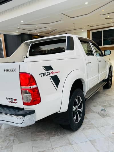 Toyota Hilux Vigo champ 2016
