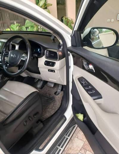 KIA SORENTO 3.5 FWD