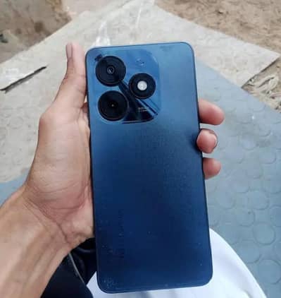 Tecno spark 20c 4gb 128gb