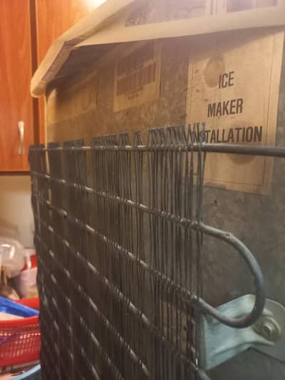 White WestingHouse Refrigerator Extra Large