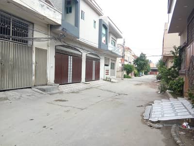 Low Budget Single Good Opportunity At Beautiful Location 5 Marla Plot For Sale