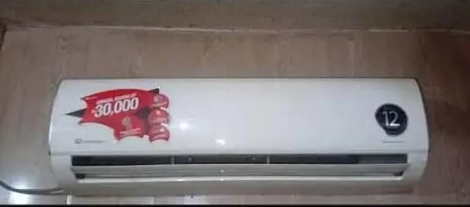 Dawlance 1.5 ton DC inverter heat and cool