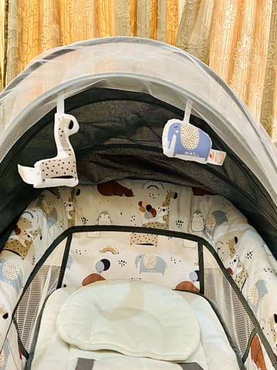 Mastela Electric Swing