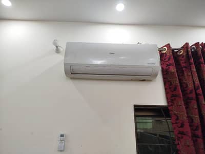 Haier 1.5 ton DC inverter heat and cool