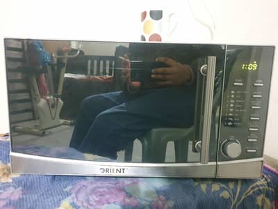 Orient 30litter microwave for sale