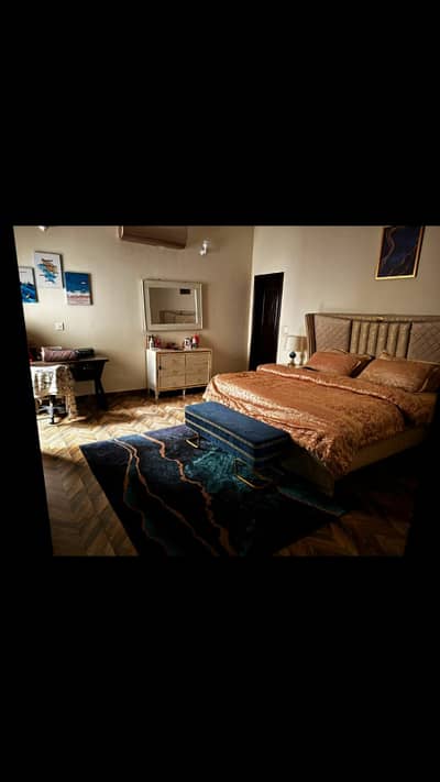 1 kanal upper portion for rent (FOR A SMALL AND EDUCATED FAMILY)