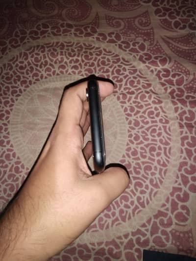 Iphone XR pta approved 64 gb condition 10/9