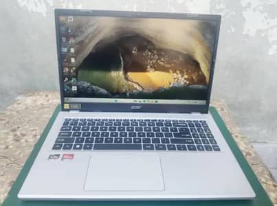acer Aspire 3 ( Ryzen 37 0000 Series ) slim Leptop sale