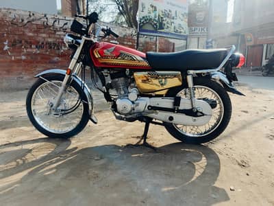Honda CG 125 Golden Edition