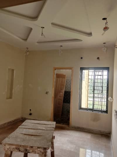 7 Marla Upper Portion With Gas Rent Out