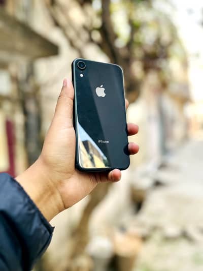 iPhone xR 83health price Fix