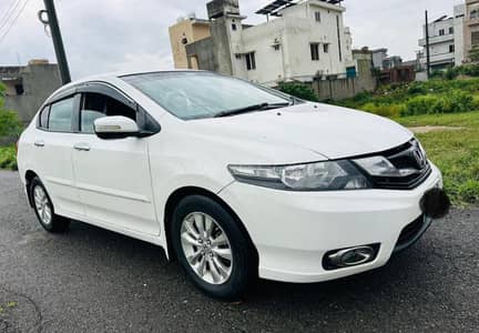 Honda city 1.3 prosmatec. . total jenioun. neat condition. home use car