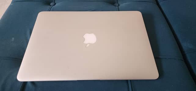 LIKE NEW MACBOOK FOR SALE