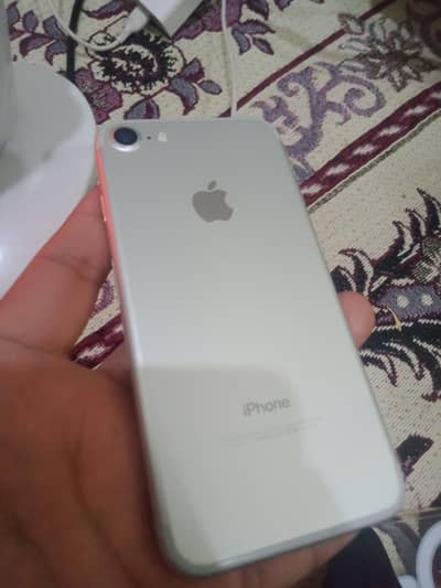 iPhone 7 non PTA Sim working 128gb 10/9 condition