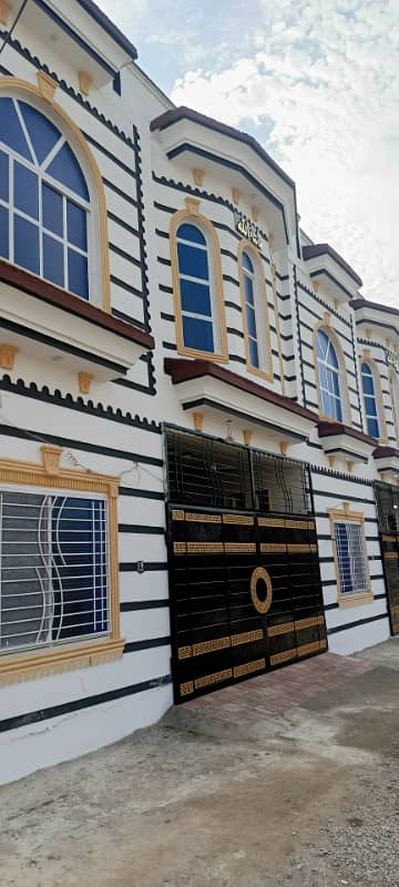 Luxury house boring water big porch reasnable price