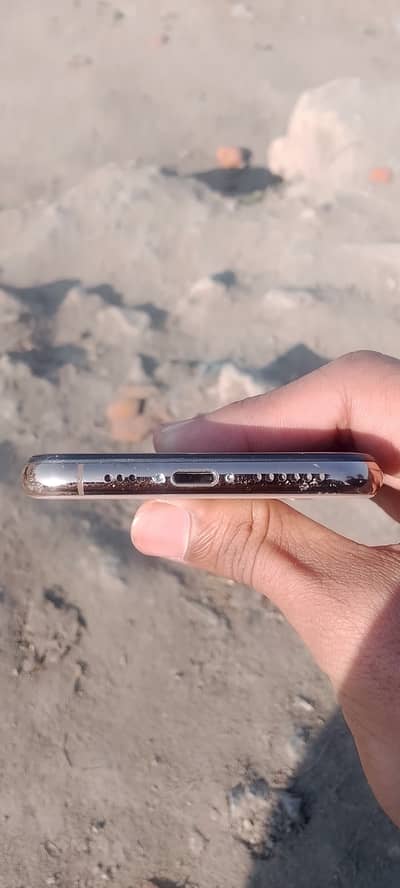 Exchange possible with good phone difference I will pay