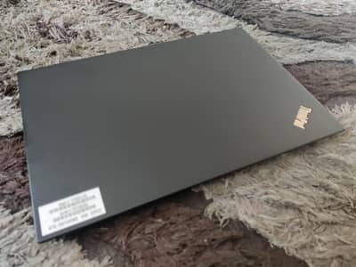 Lenovo t490s 16gb,512gb SSD
