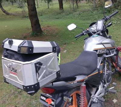 CB 150F-SE for sale with accessories