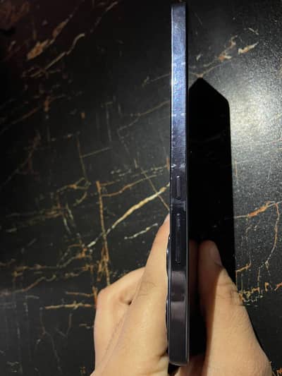 Phone for sale in good condition