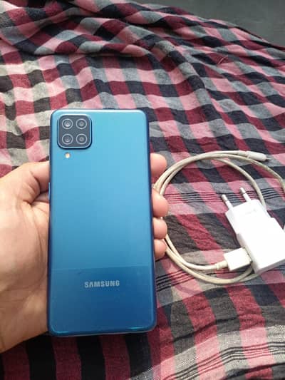 Samsung a12