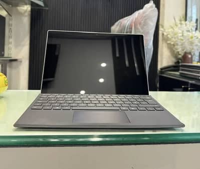 Microsoft surface pro 7(i5/10th)8gb/256gb 2. in. 1 laptop with tuch