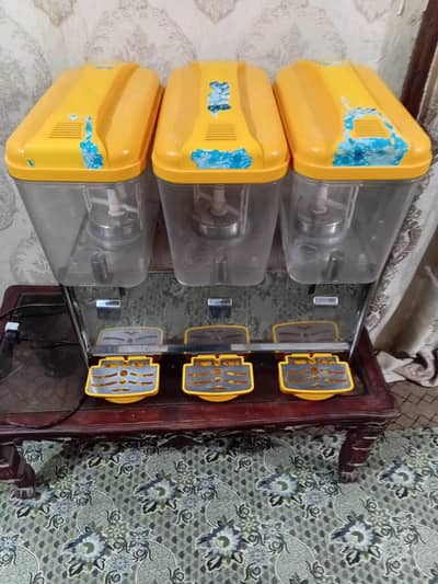 Juice Dispenser for Sale Like-New Heavy-Duty   3 Tank x 18 LTR