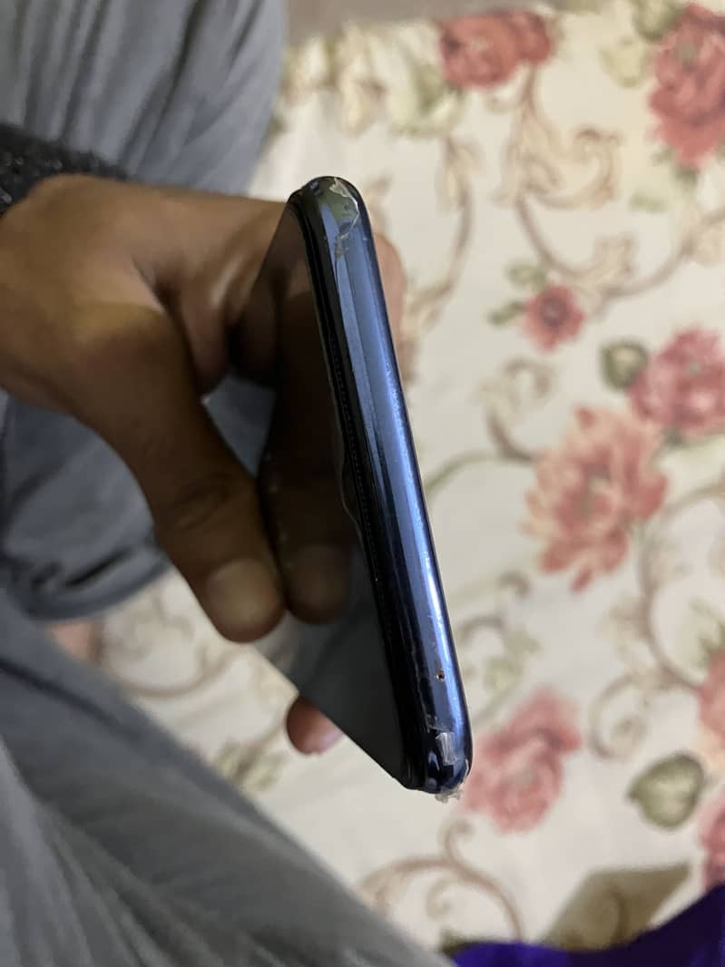 Vivo V21e 4