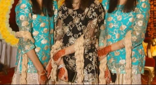 lehnga kurti and dupta  this dress is available in 2 clrs