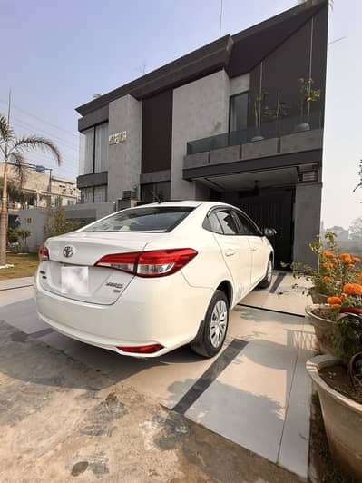 Toyota yaris TOTAL ORIGINAL PAINT (2022/23)