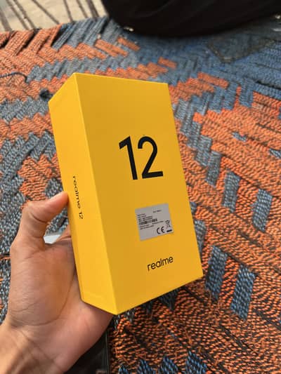 Realme 12 12+12 256