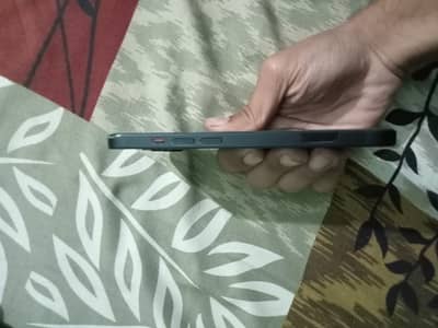 iPhone 13 non pta jv 10 /10 condition