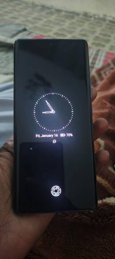 bilkul saf condishn me he  arjnt me sel kr Raha hun