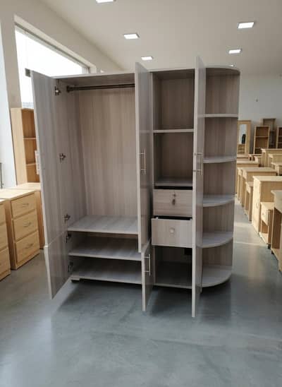 3 door cupboard  / Almari  / wardrobe   0316,5004723