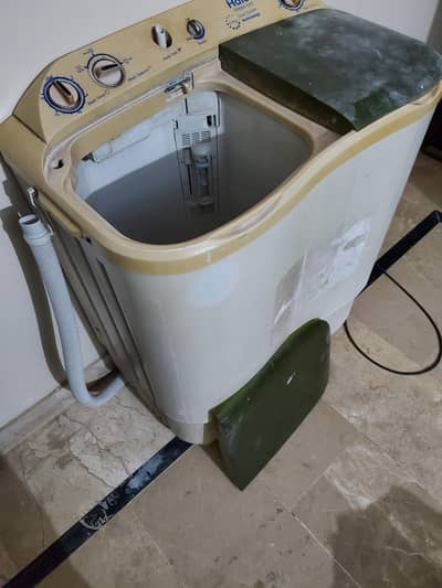Haier semi automatic washing machine 8kg