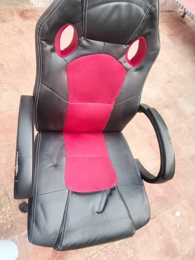 office ,home , gaming chair comfortable, adjustable