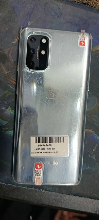 OnePlus 8T 5G (8+8/256GB) - Lush Condition for Sale!