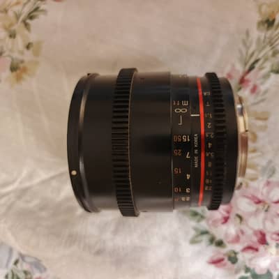 Samyang 1.5 / 85mm