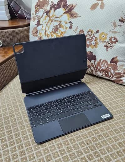 Apple magic keyboard 11 inches working with iPad pro & iPad air