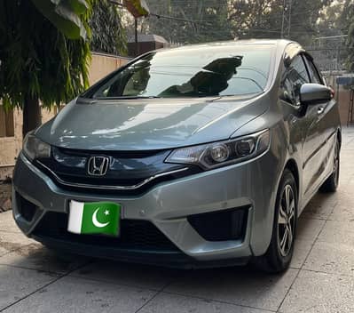 Honda Fit 1.5 Hybrid 2014 Model