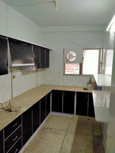 three bed dd apartment for rent in johar