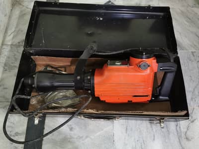 Hilti machine new condition only 1 time used with box