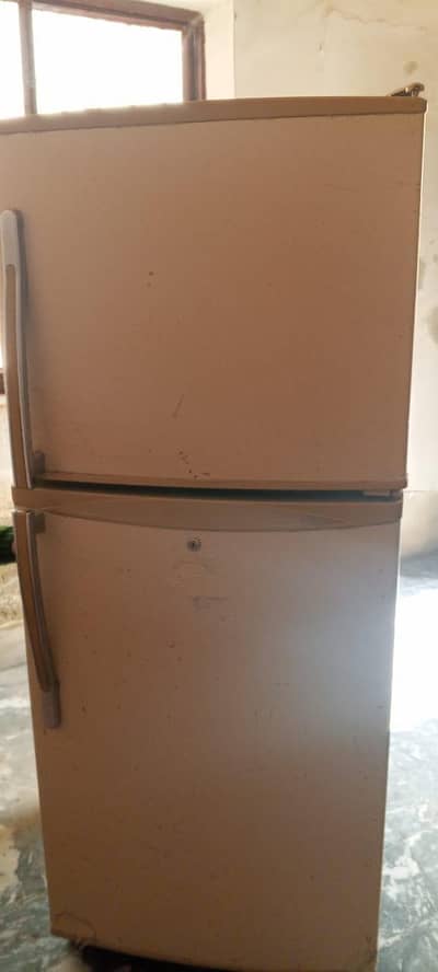 refrigerator waves mediam size RS/20000